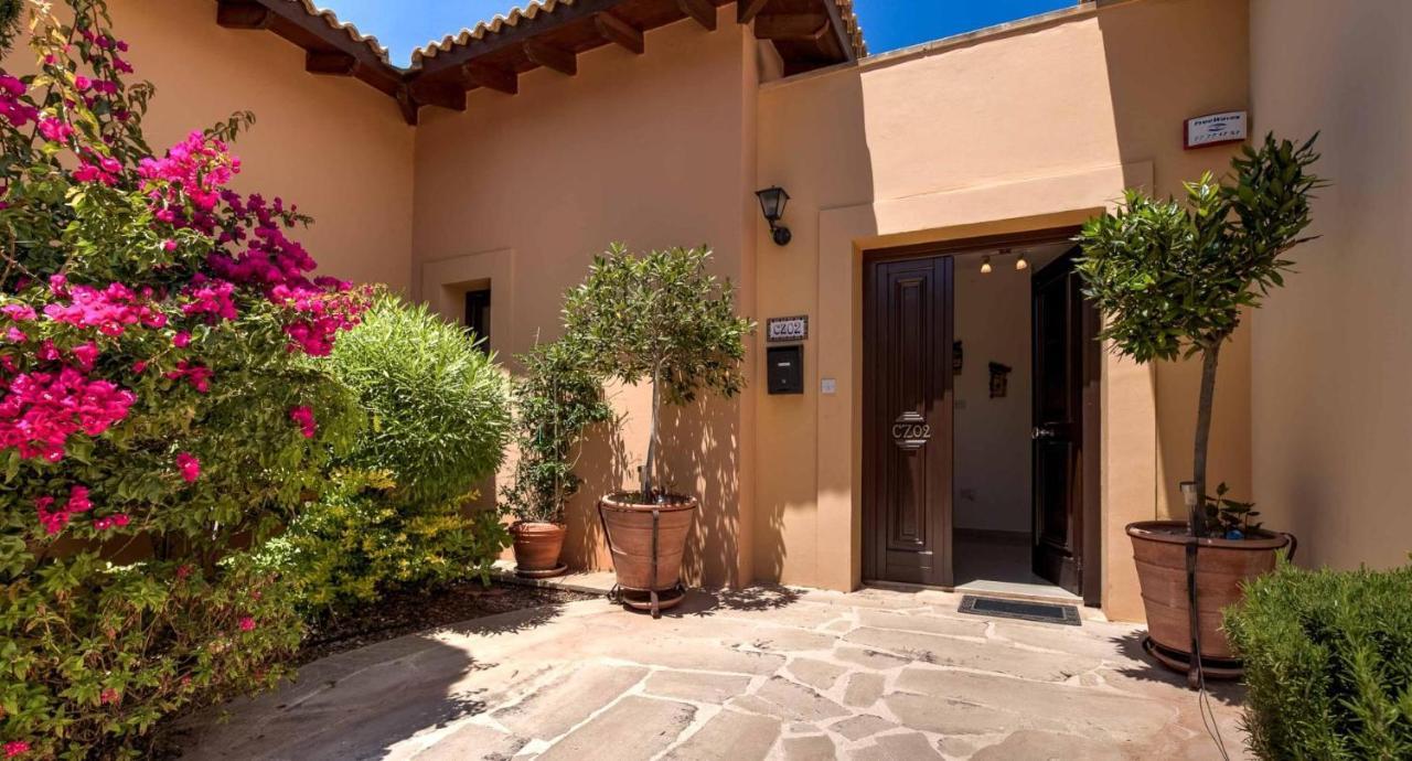 Fantastic Junior Villa Cz02 Salamis With Gorgeous Views, Aphrodite Hills Κούκλια Εξωτερικό φωτογραφία